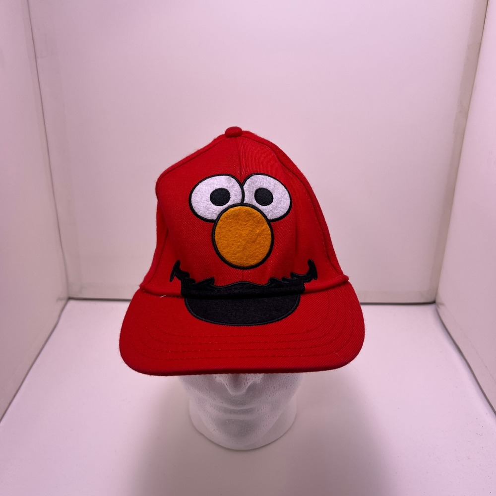 Sesame Street Elmo Face Red Fitted Baseball Hat Cap OSFM RN115665 Mens